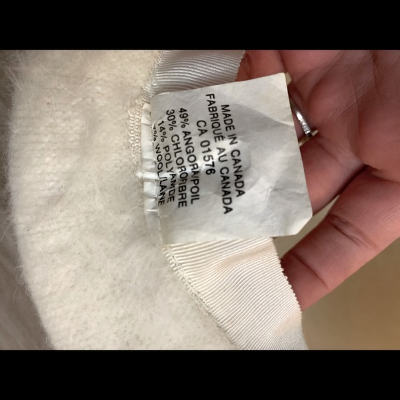 Angora hat - Picture 3 of 3